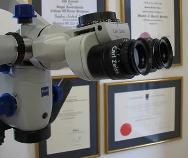 The surgical microscope used for periodontal treatment